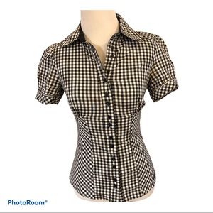 Guess super cute gingham button down bubble sleeve